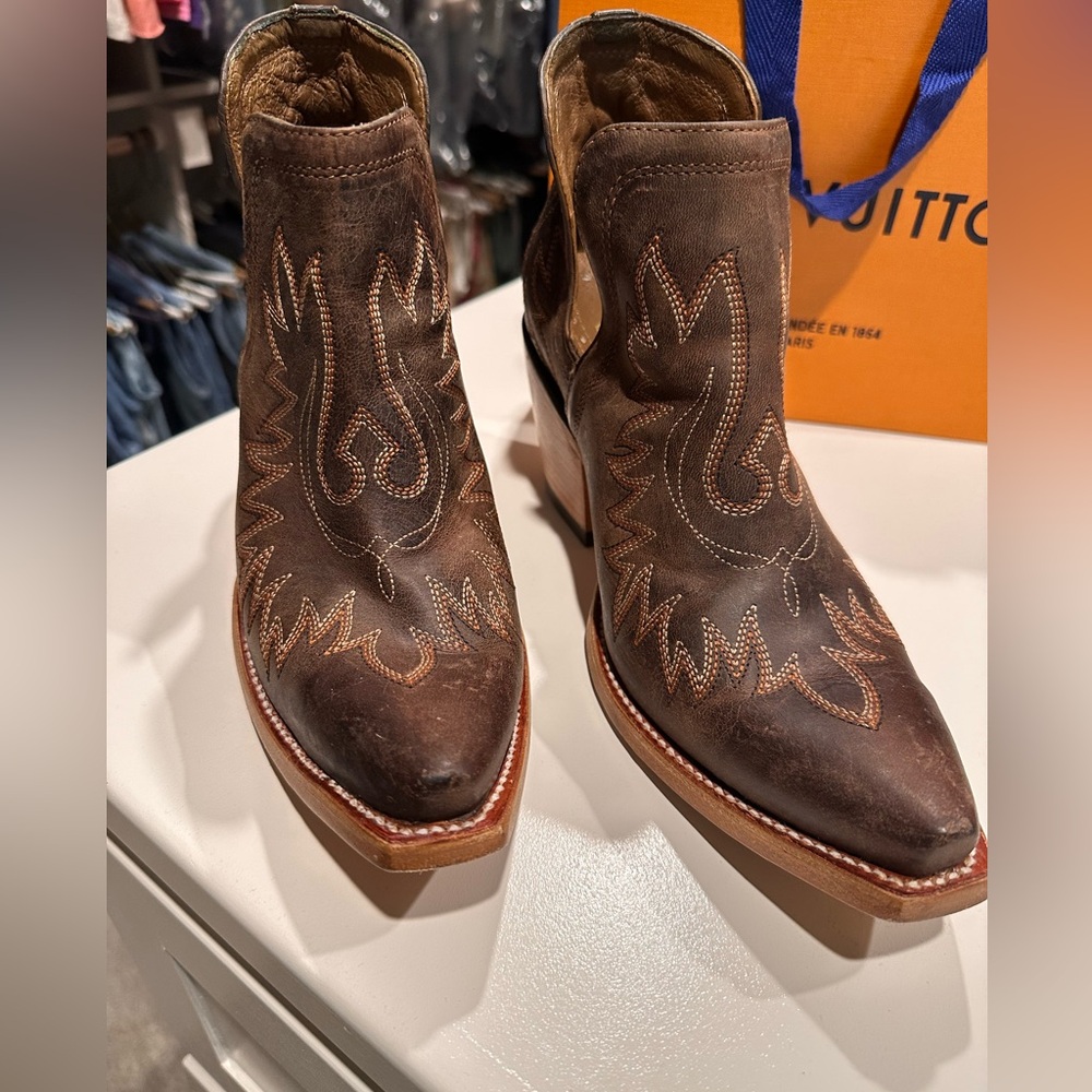 Ariat Dark Brown Ankle Boots with Light Brown Embroidery